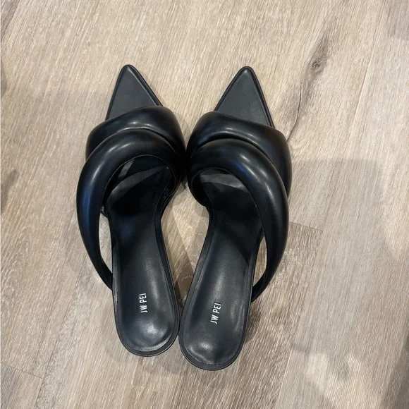 Black kitten heels, size 11 - Picture 1 of 3